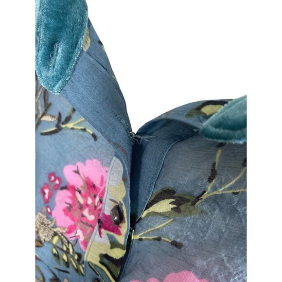 Soft Surroundings Sequins Embroidered Floral Top Roll Tab Sleeves Boho Sz Medium - Picture 16 of 16